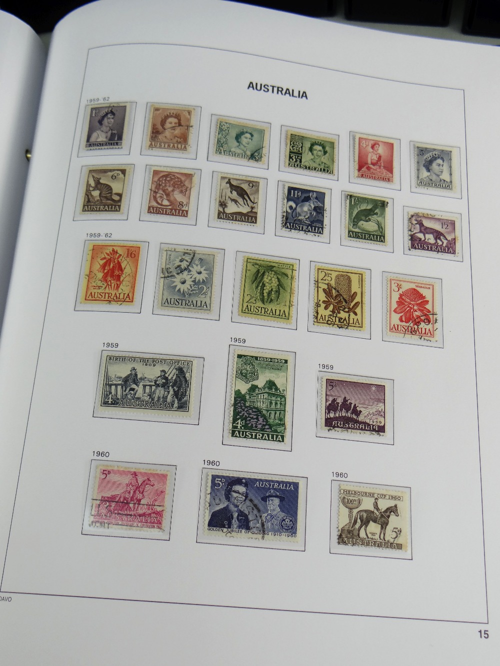 STAMPS: Australia 1913-2017 in six Davo albums, vols II & III near complete, others sparsely filled, - Image 2 of 6