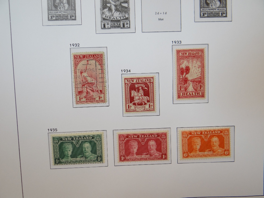 STAMPS:New Zealand 1873-2016 in seven SG albums, almost all unmounted mint, vols I well-filled - Image 25 of 40