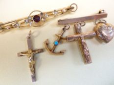 ASSORTED JEWELLERY comprising 9ct gold crucifix, 9ct gold bar brooch with anchor, cross and heart