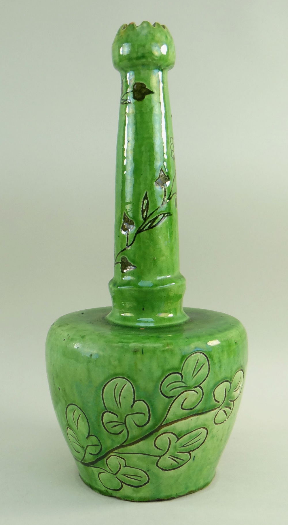 A EWENNY SLIPWARE POTTERY BOTTLE VASE BY EVAN JONES having a serrated knopped neck, green glaze with - Image 2 of 3