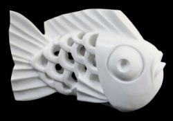 DARREN YEADON carrara marble sculpture - fish with openwork lattice carving, 38cms high