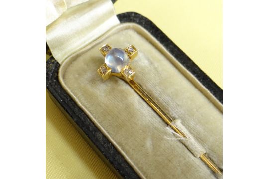 CASED MOONSTONE & DIAMOND STICK PIN, yellow metal set, in original vintage box marked 'Mrs. - Image 1 of 2