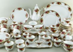 EXTENSIVE ROYAL ALBERT 'OLD COUNTRY ROSES' BONE CHINA, comprising vegetable tureens, dinner