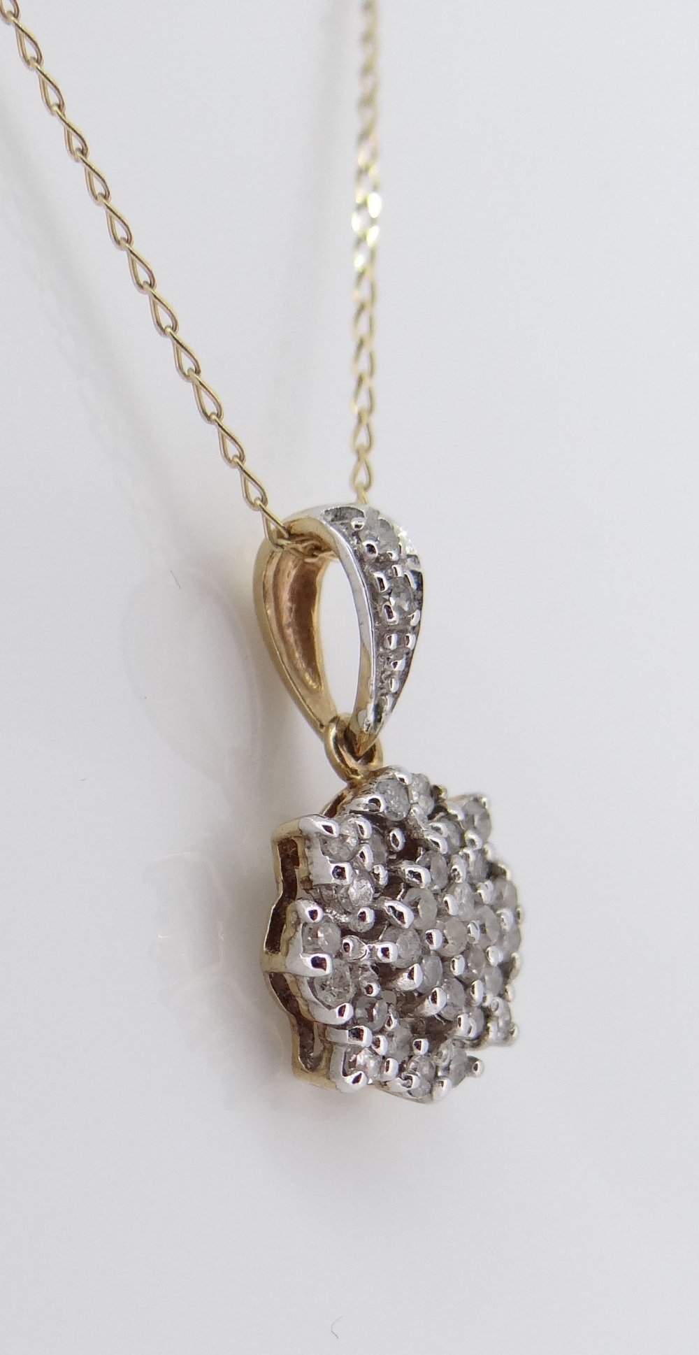 ASSORTED DIAMOND CHIP JEWELLERY comprising pair of 9ct gold earrings, 9ct gold pendant on chain - Image 3 of 3