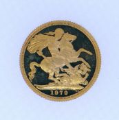 ELIZABETH II GOLD SOVEREIGN, 1979, 8.0gms, in Royal Mint blue case