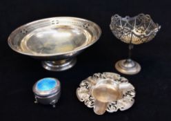 FOUR ITEMS OF COLLECTIBLE SILVER, including George V pierced comport, 21cms diameter, Edward VII art