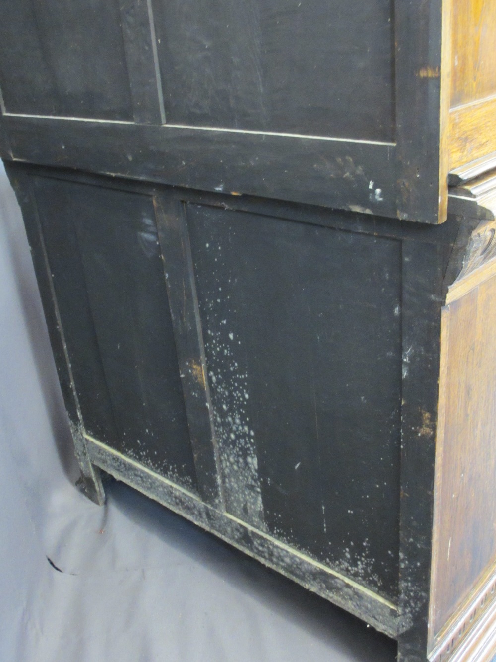 CONTINENTAL STYLE CARVED OAK BOOKCASE SIDEBOARD - with leaded coloured glass upper doors, lion mask, - Image 11 of 11