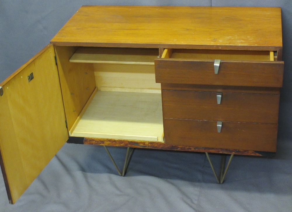 MID-CENTURY STAG S RANGE SIDEBOARD by John & Sylvia Reid - compact form with single cupboard door - Image 2 of 5