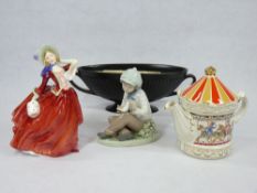 MIXED COLLECTABLE POTTERY & PORCELAIN to include Doulton lady figurine 'Autumn Breezes' HN1934,