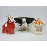 MIXED COLLECTABLE POTTERY & PORCELAIN to include Doulton lady figurine 'Autumn Breezes' HN1934,