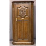 QUALITY CARVED OAK SINGLE DOOR HALL ROBE - fruit and floral shaped chamfered top panel and lower