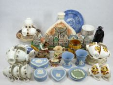 MIXED TEAWARE, DECORATIVE POTTERY & PORCELAIN, ETC - to include Wedgwood Jasperware, Victorian and