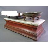 VINTAGE BUTCHER/DAIRY STORES SCALES with a mineral and a metal tray