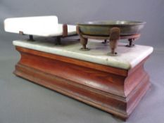 VINTAGE BUTCHER/DAIRY STORES SCALES with a mineral and a metal tray
