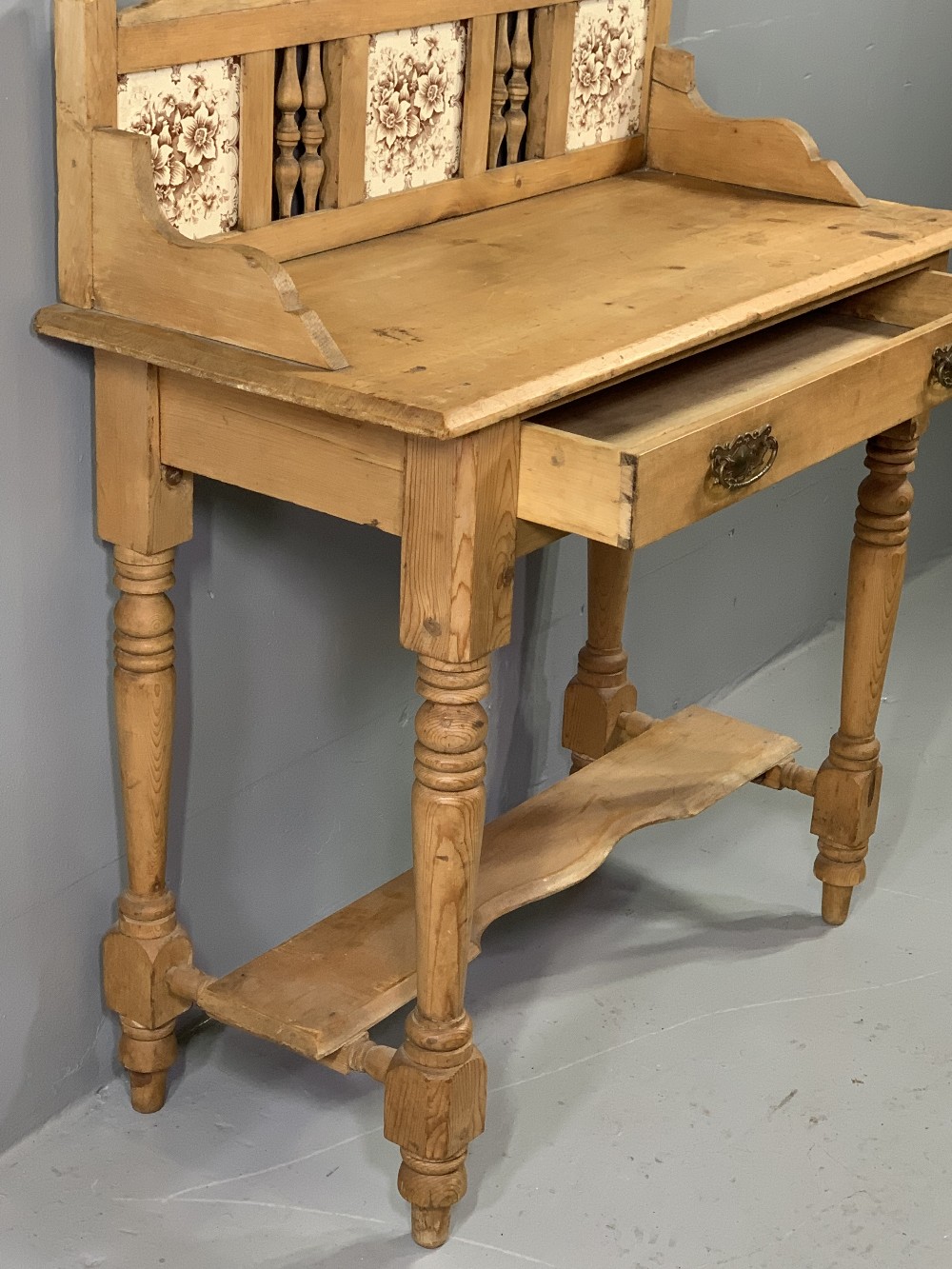 ANTIQUE PINE WASHSTAND with tiled railback, single drawer and base shelf, 105cms H, 89cms W, 40cms D - Image 4 of 8