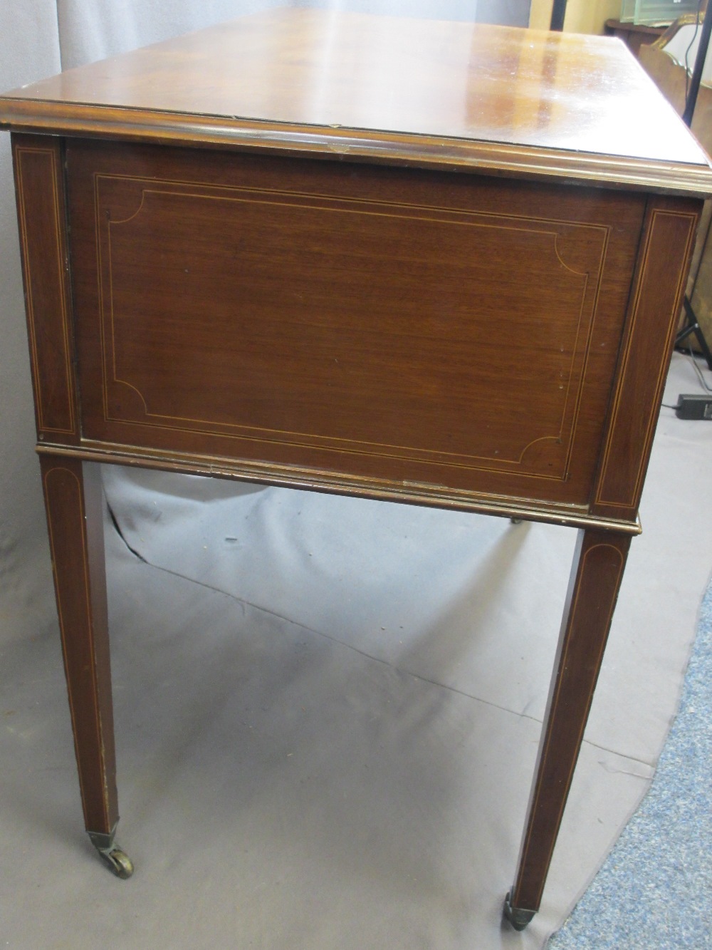 ANTIQUE MAHOGANY LADY'S DESK - with crossbanding and inlay on tapered supports, 77cms H, 92cms W, - Image 4 of 4