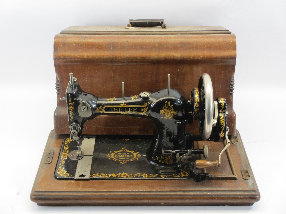 G H LEE & CO LTD LIVERPOOL 'The Lee' hand crank sewing machine in walnut case