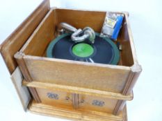 BELTONA WINDUP GRAMOPHONE IN A WOODEN CASE