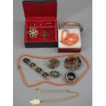 VICTORIAN & LATER JEWELLERY, 14 PIECES to include two Scottish Cairngorm type set brooches, two