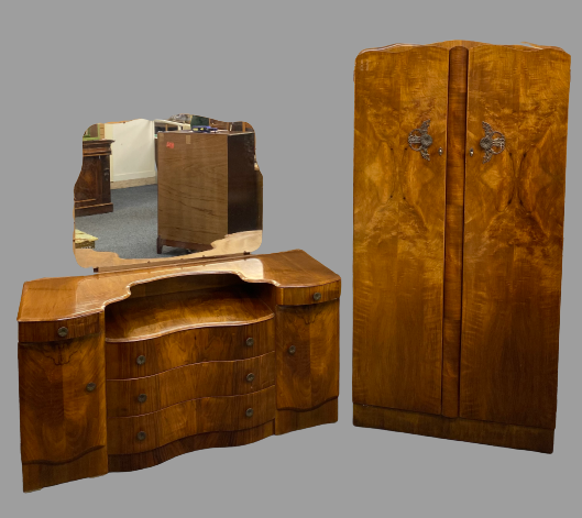 ART DECO STYLE WALNUT BEDROOM FURNITURE, 4 ITEMS to include a two door wardrobe, 72cms H, 83.5cms W,