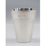 A PLAIN SILVER TAPERED MUG WITH MONOGRAM, 5.2 ozt, Birmingham 1876