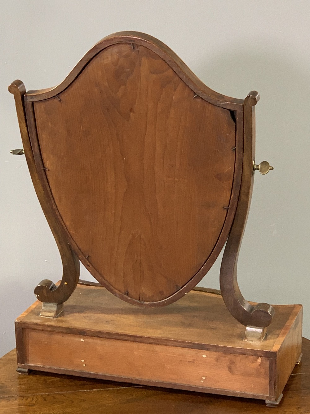 TRIPOD TABLE - antique oak with circular top, 65cms H, 58cms diameter and a shield shaped dressing - Image 3 of 8