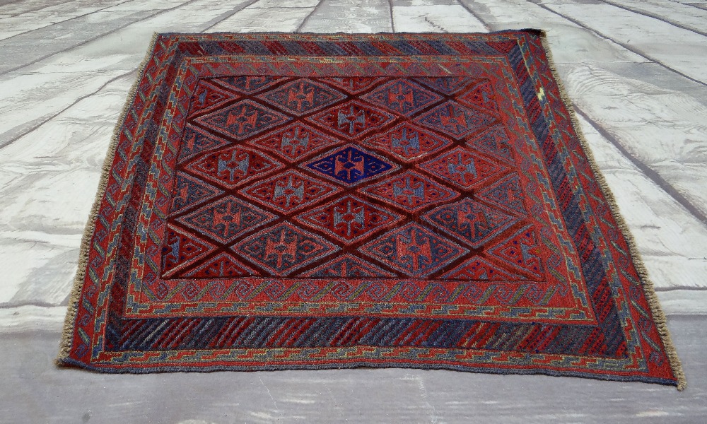 FIVE ASSORTED ORIENTAL RUGS, including floral medallion rug, 180 x 115cms, Caucasian lozenge - Image 4 of 4