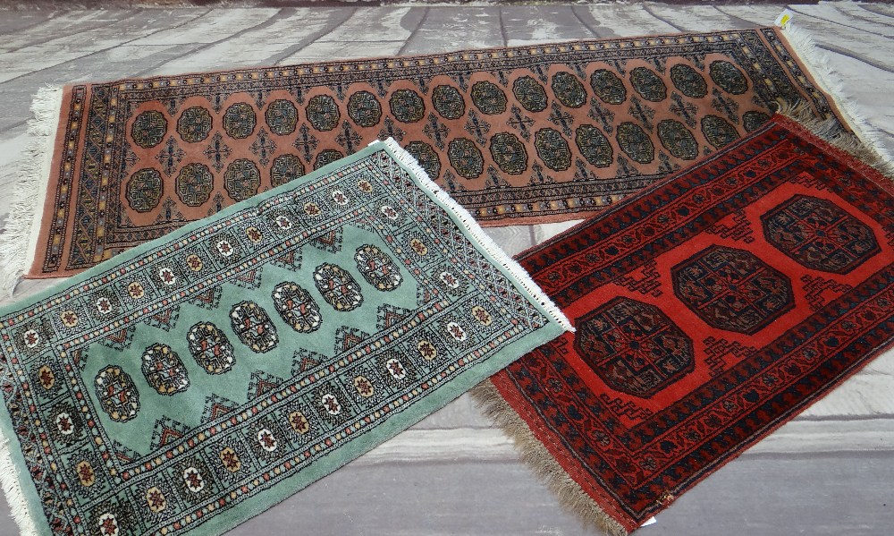 FIVE ASSORTED ORIENTAL RUGS, including floral medallion rug, 180 x 115cms, Caucasian lozenge - Image 3 of 4