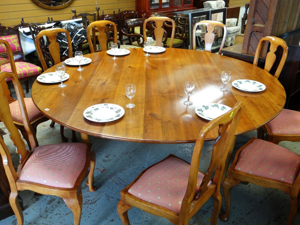 LARGE MODERN FRUITWOOD CIRCULAR DINING TABLE & SET TEN BEECH DINING CHAIRS, table with cabriole legs - Image 4 of 6