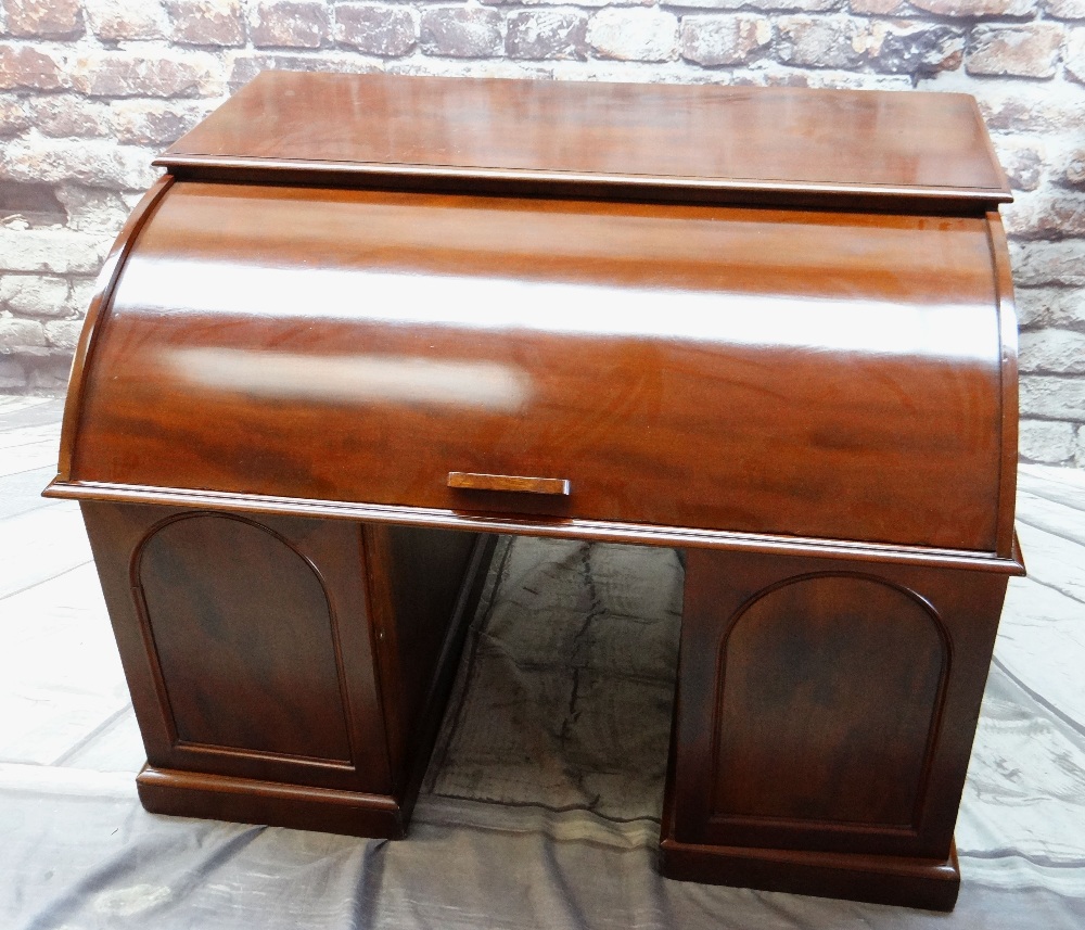 ASSORTED FURNITURE SOLD TO BENEFIT OUR CHARITY 'KIDNEY WALES': including Georgian-style mahogany - Image 13 of 14