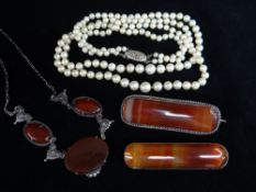 ASSORTED JEWELLERY comprising two banded agate bar brooches, double strand pearl necklace with