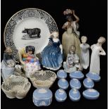 ASSORTED COLLECTORS CHINA, including pair Belleek trefoil baskets, 13cms diameter, ten Wedgwood