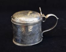 EARLY VICTORIAN SILVER DRUM MUSTARD POT, London 1844, domed cover with shell thumbpiece, engraved