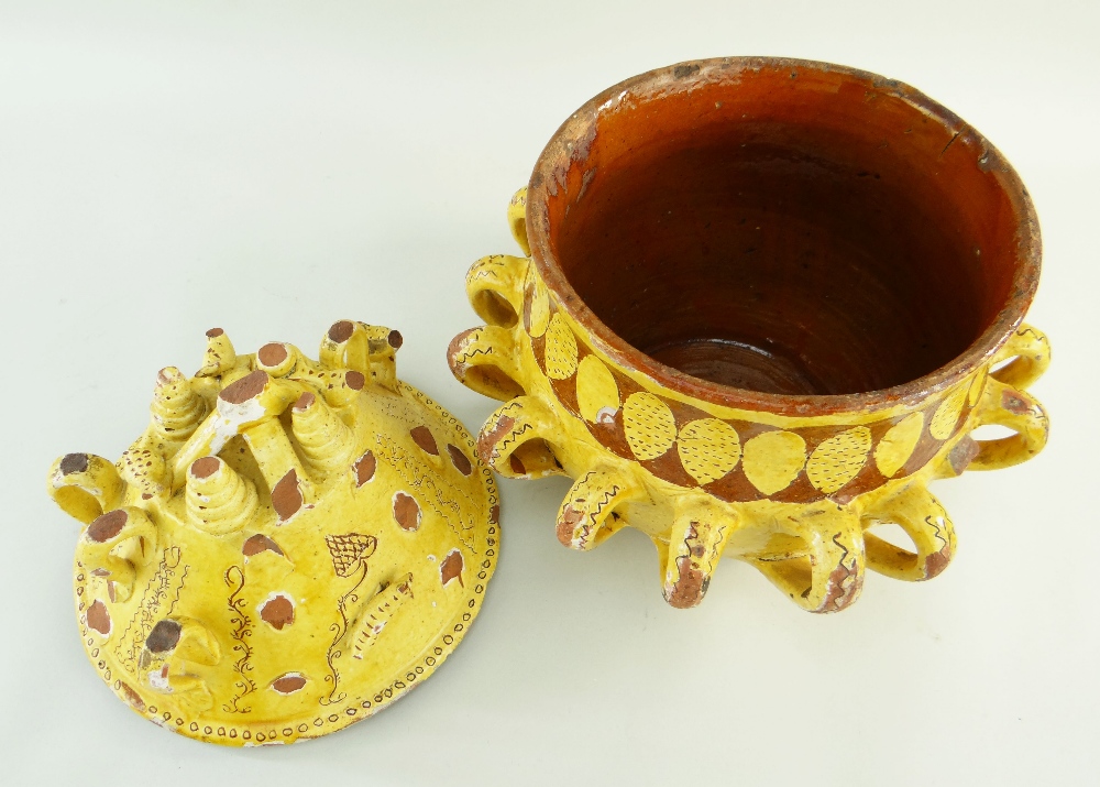 AN IMPORTANT EWENNY POTTERY SLIPWARE WASSAIL BOWL & COVER, DATED 1823 glazed in yellow over red with - Image 4 of 4