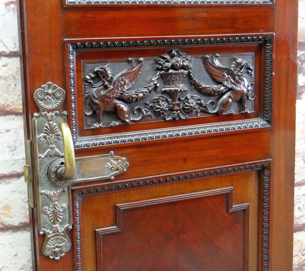 A FINE LATE VICTORIAN MAHOGANY RAILWAY CARRIAGE DOOR, c. 1890, being an internal clerestory door for - Image 2 of 5