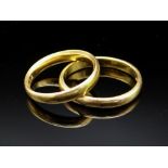 TWO 22CT GOLD WEDDING BANDS, 9.5gms overall (2)