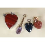 ASSORTED JEWELLERY comprising heart shaped agate set cigar cutter pendant, two further heart