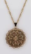 9CT GOLD CIRCULAR LOCKET, geometric design, on 14k gold fine link chain, 9.1gms overall