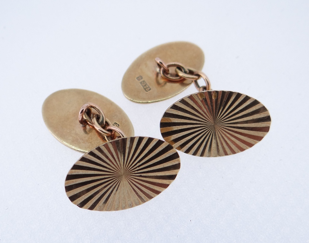 PAIR OF 9CT GOLD CUFFLINKS, sunburst spiral design, 6.3gms (2)