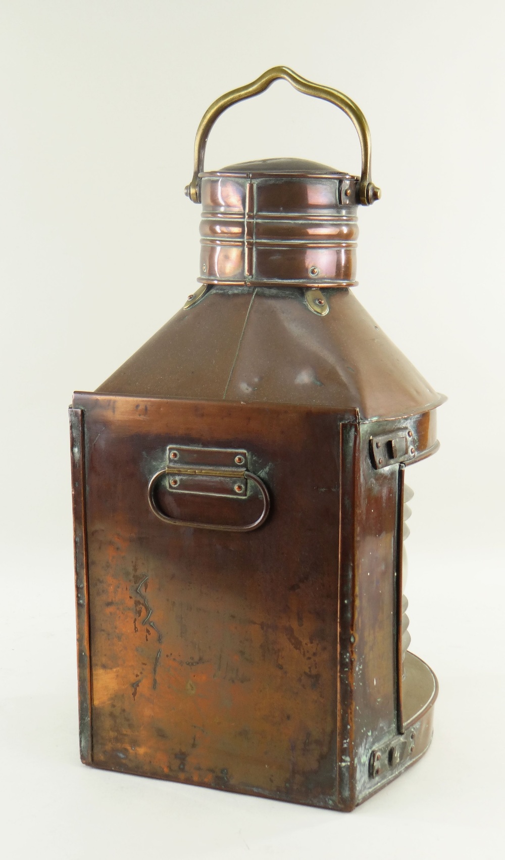 19TH CENTURY COPPER & BRASS MASTHEAD MARINE LANTERN, by Eli Griffiths & Son, 'The Beakon' model - Image 3 of 3