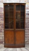 19TH CENTURY MAHOGANY MARQUETRY BOOKCASE, oak leaf inlaid shaped doors enclosing adjustable