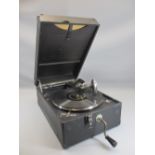 MAY-FAIR DELUXE VINTAGE WIND-UP PICNIC GRAMOPHONE