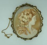 LARGE VICTORIAN CAMEO BROOCH, 7 x 5.75cms, mounted in pinchbeck, possibly depicting one of the