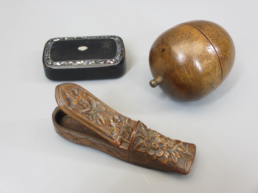 VINTAGE TREEN & OTHER BOXES (3) to include a 19th century carved shoe vesta case, papier mache snuff