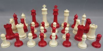 19TH CENTURY IVORY & STAINED IVORY CHESS SET - 9cms H of king