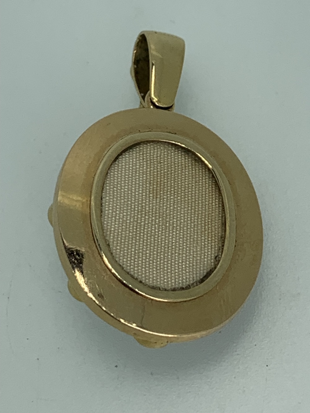 ELIZABETHAN STYLE LOCKET and a 9ct gold muff chain, the locket reportedly fashioned by Liberty, - Image 7 of 9