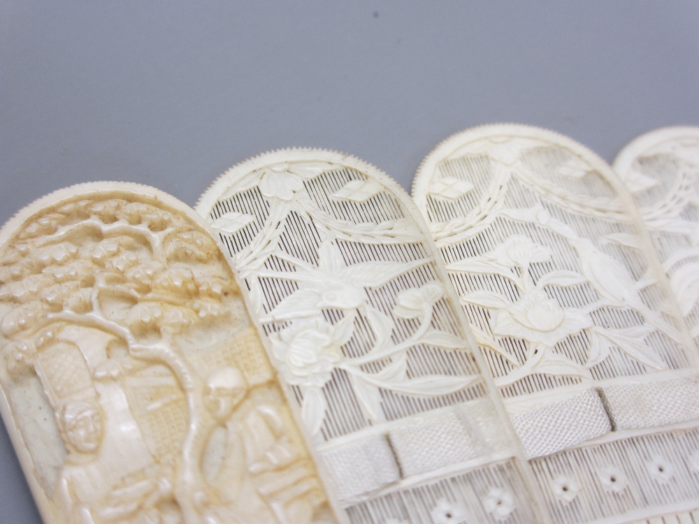 19TH CENTURY CARVED IVORY CHINESE CANTON BRISE FAN, the guard sticks decorated with people within - Image 8 of 15