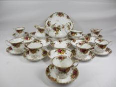ROYAL ALBERT OLD COUNTRY ROSES - approximately 30 pieces