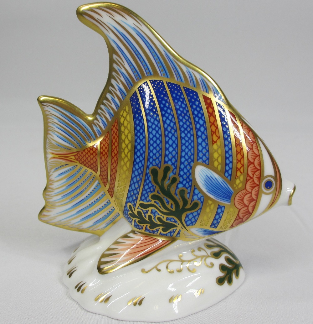 ROYAL CROWN DERBY PAPERWEIGHTS (4) - with gold stoppers, a dolphin, fish (with certificate) and - Image 2 of 6