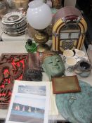 MIXED COLLECTABLES to include oil lamps, small jukebox/music box, ETC